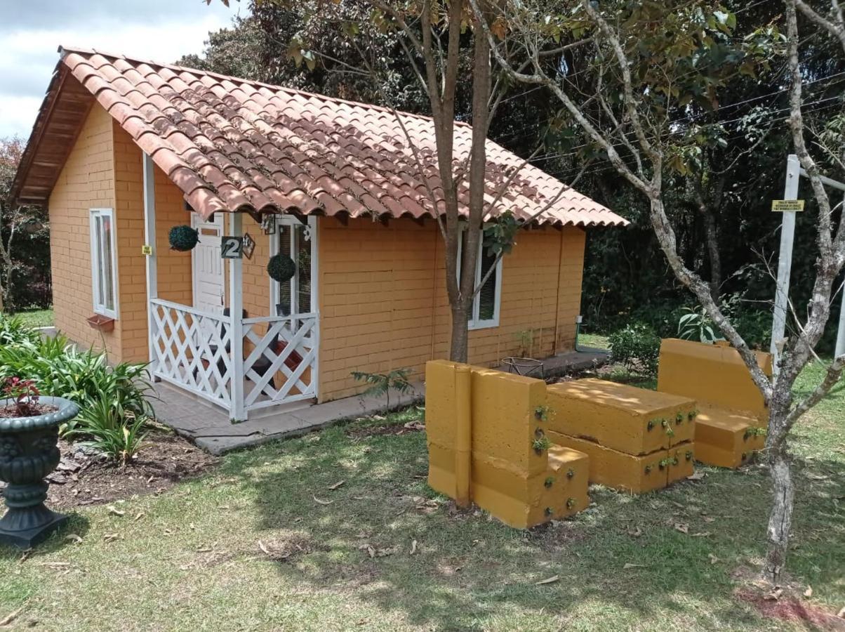 Hospedaje Santaelena -Chalets De Montana- Santa Elena  Exterior photo