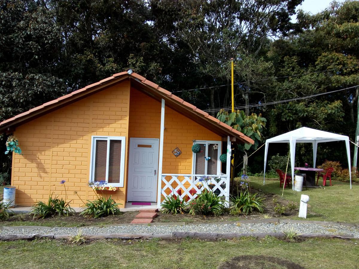 Hospedaje Santaelena -Chalets De Montana- Santa Elena  Exterior photo